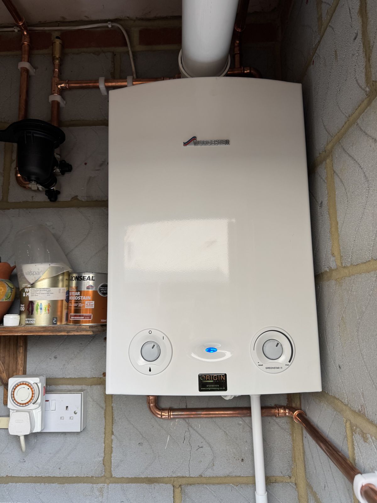 Worcester Bosch Greenstar Ri with magnetic filter installed in Weybridge